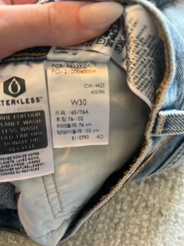 Levi’s Shorts - Image 7