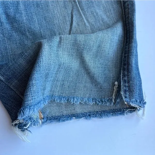 7 For All Mankind • A Pocket Distressed Hem Bermuda Shorts - Image 6