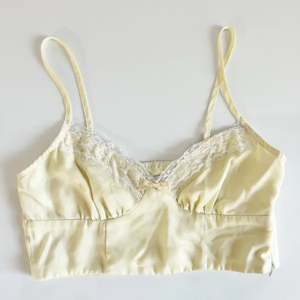 Princess Polly Womens Old School Love Pale Yellow Lace‎ Coquette Crop Top Size 4 - Image 2