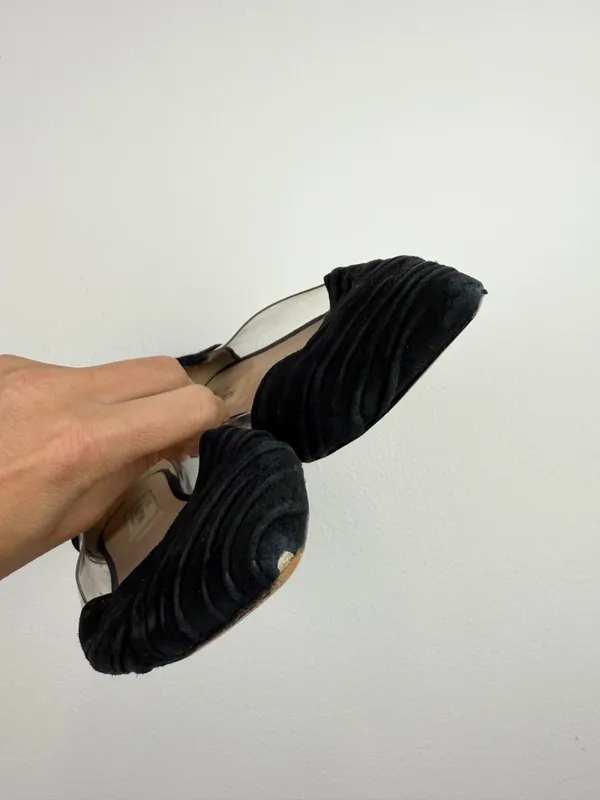 Valentino Garavani Black Pleated Suede Point Toe Flats Size 36/ US 6 - Image 14