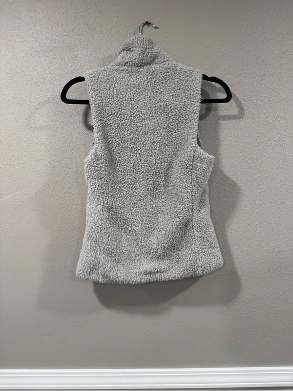 Patagonia Los Gatos Vest - Image 4