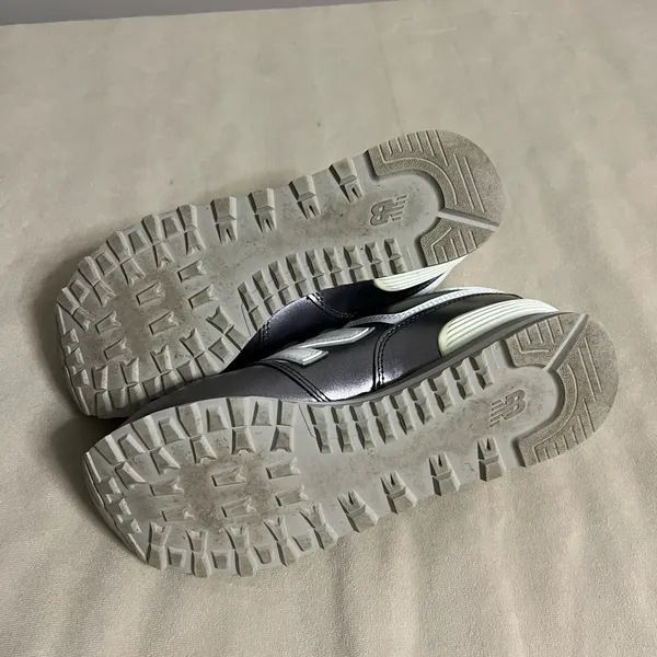 New Balance Women’s 574 V2 Metallic Leather Sneaker • WL574LD2 • Size 9 - Image 10