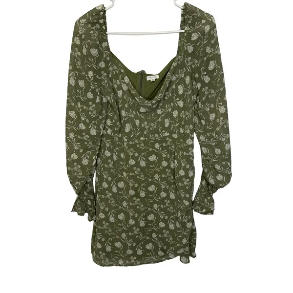 ✨🌿 Le Lis Floral Puff Sleeve‎ Mini Dress Size Medium 🌿✨ - Image 2