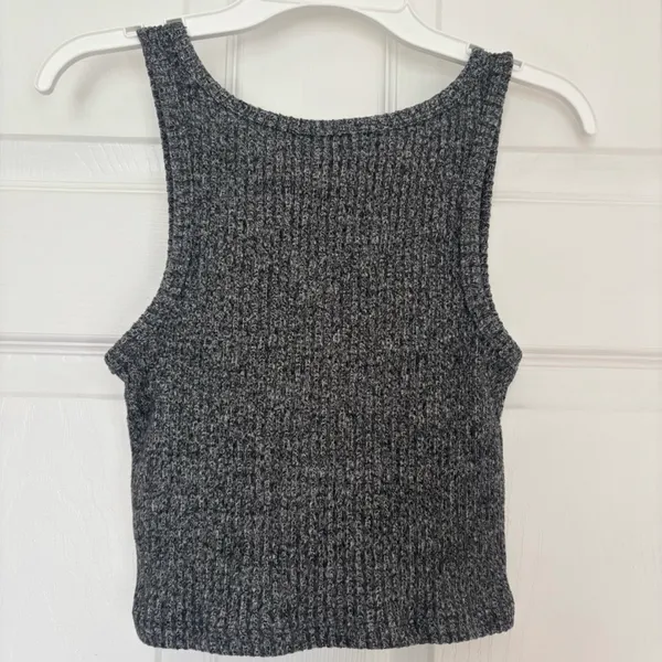 American Eagle V-Neck Crop Tank Top - Image 2
