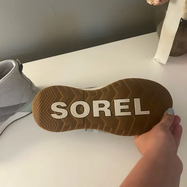 Sorel Green and Gray High-Top Sneakers - Image 6