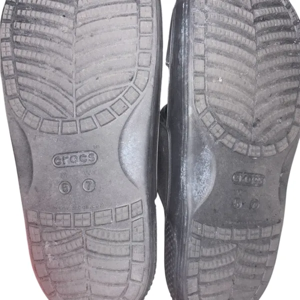Crocs Unisex Baya Two-Strap Slide Sandals, Black Womens Size 7 - Image 3