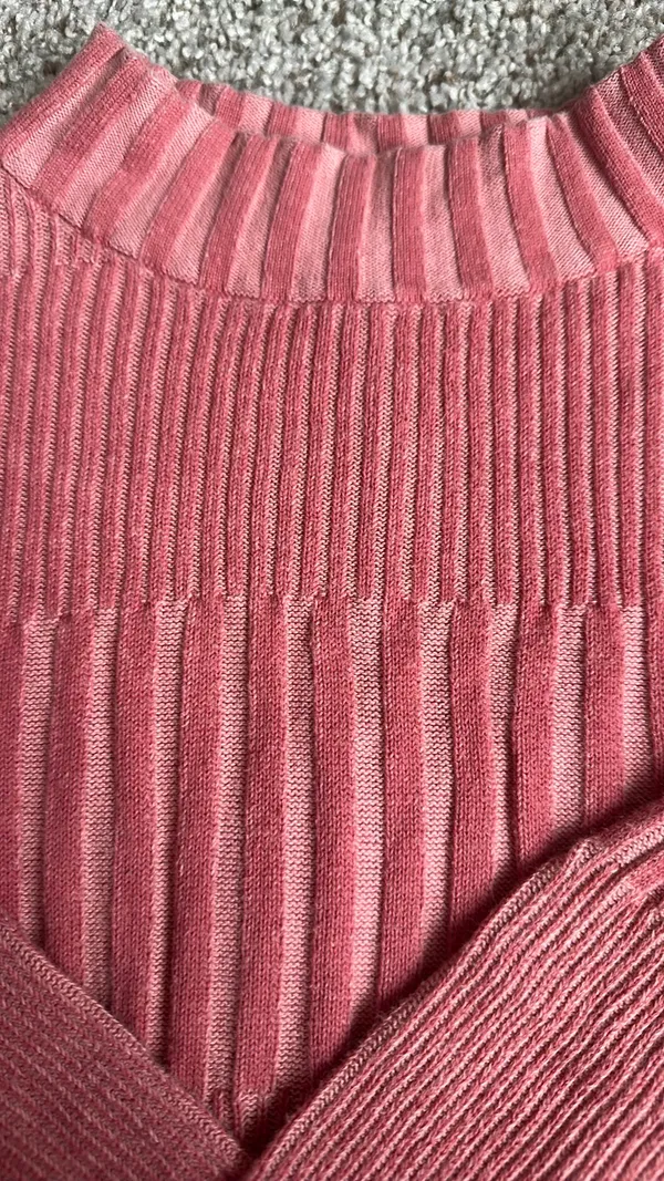 American Eagle Outfitters Cropped Long Sleeve - Image 3