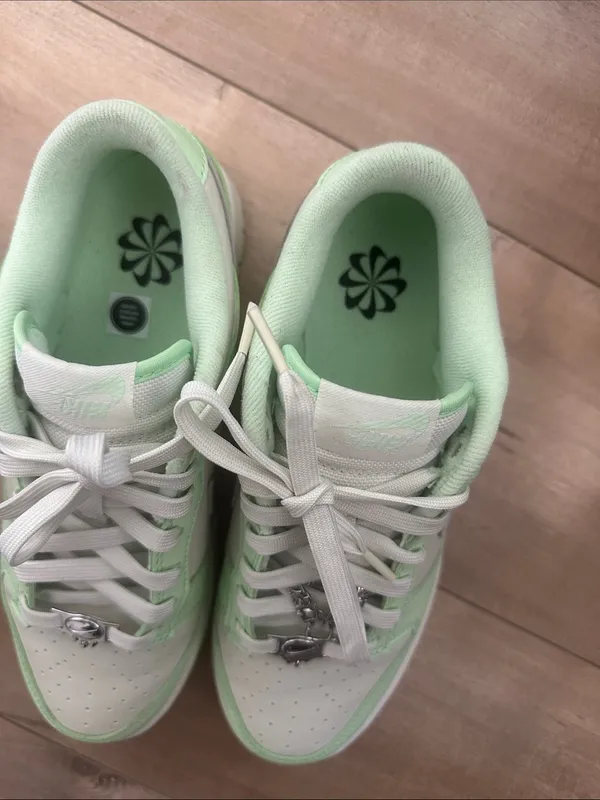 Nike Dunk Low SE Next Nature Sea Glass Women's Sz 8.5 - Image 4