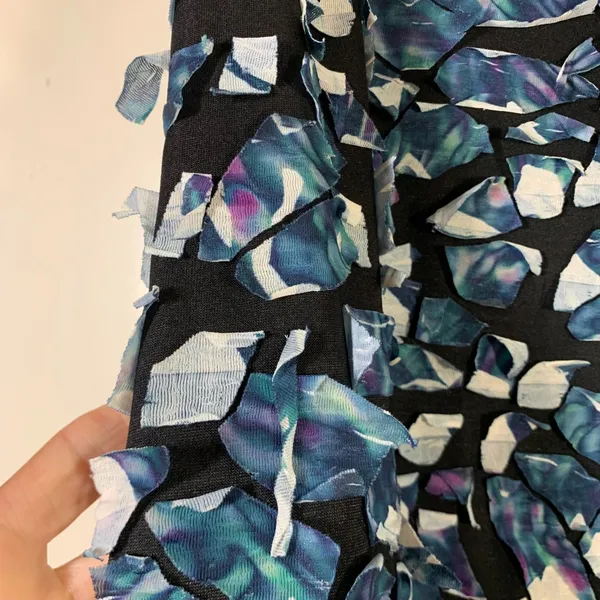 Sno Skins Snowskins 3D Texture Applique Skirt Blue Black Mosaic Art to Wear S - Image 2