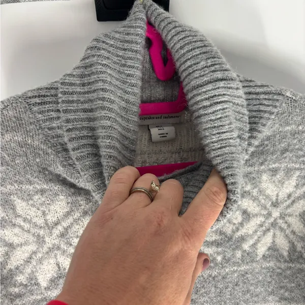 Cupcakes & Cashmere Super Soft Snowflake Sweater - Image 3
