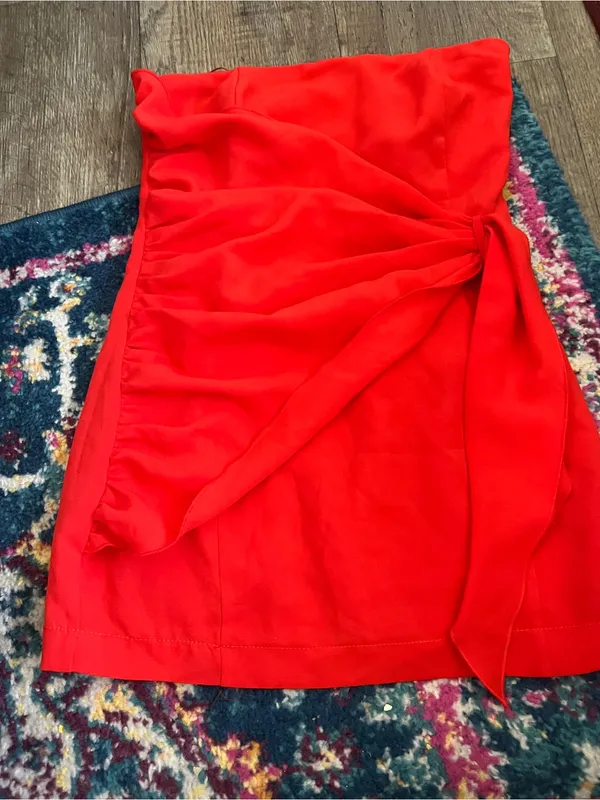 Superdown Andria Strapless Mini Dress Red Sz XS Draped Overlay to Hip - Image 10