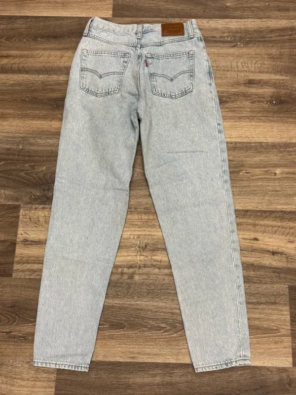 Levi's 80's Mom Jean Light Indigo Stone Wash Jeans Women’s 26 - Image 6