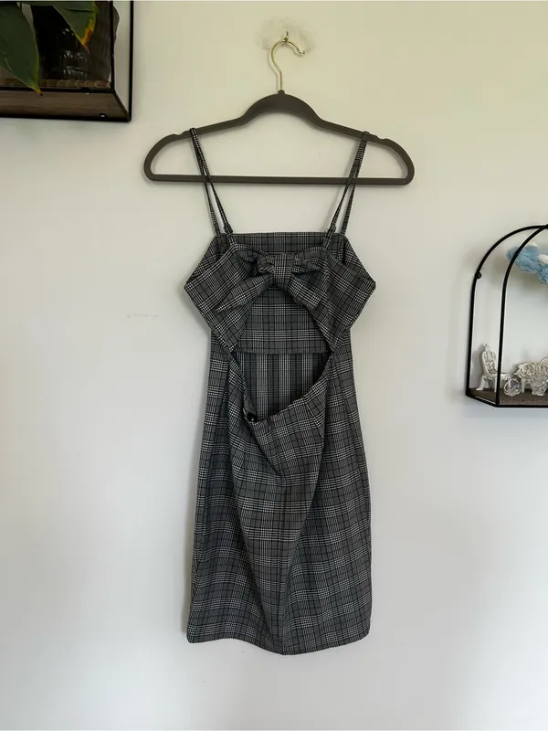 Nude Apparel Gray Black‎ White Plaid Open Back Mini Dress Size Medium - Image 2