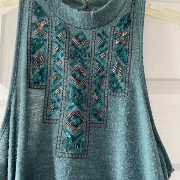 Hollister Embellished Green Tank Top - Image 2