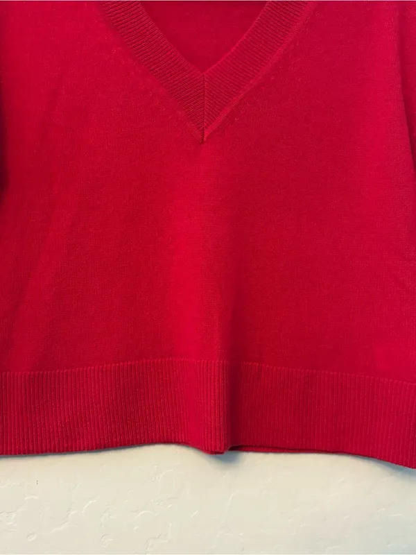 Rachel Zoe red v-neck long sleeve 100% 2-ply cashmere sweater size small - Image 4