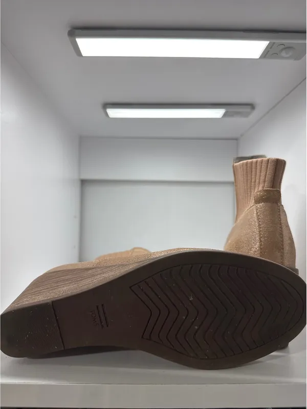 TOMS Women's Beige Suede Ankle Boots Wedge Heel Size 7.5 - Image 6