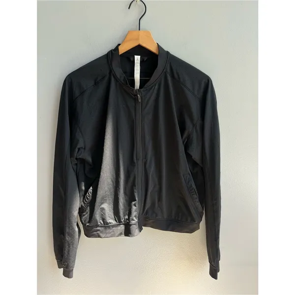 Lululemon Final Lap Jacket Black Perforated Mesh Lightweight Athletic Coat - Image 6