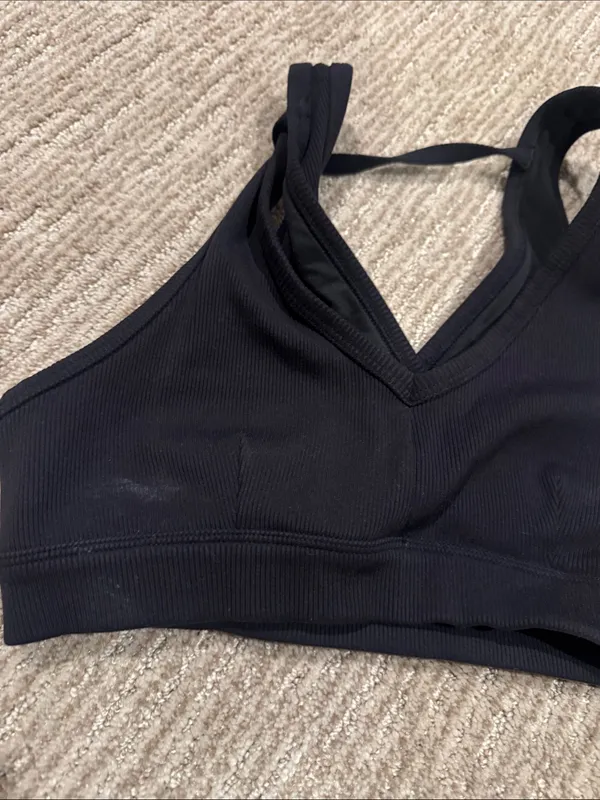 ALO Yoga Black Ribbed V-Neck Sports Bralette - Image 3