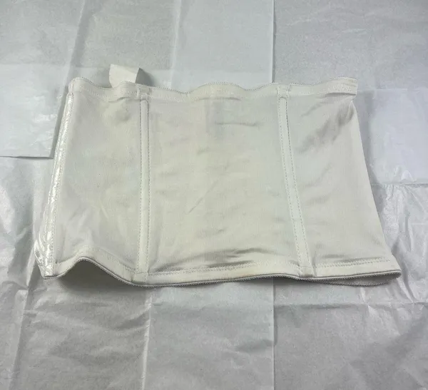 2XL silky lace detail waist corset - Image 3