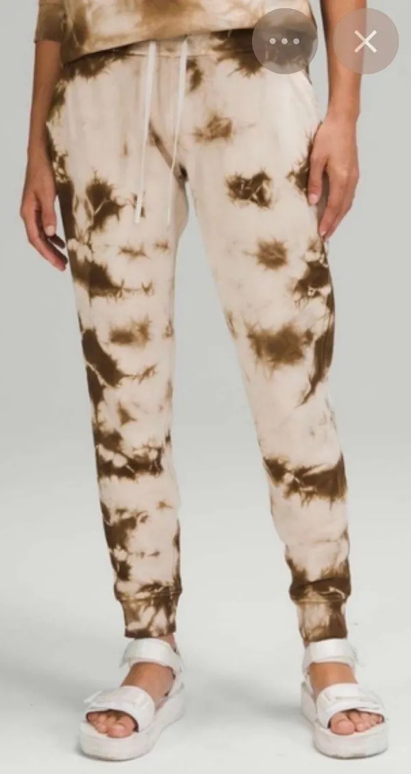 Lululemon Sweatpants Joggers - Image 2