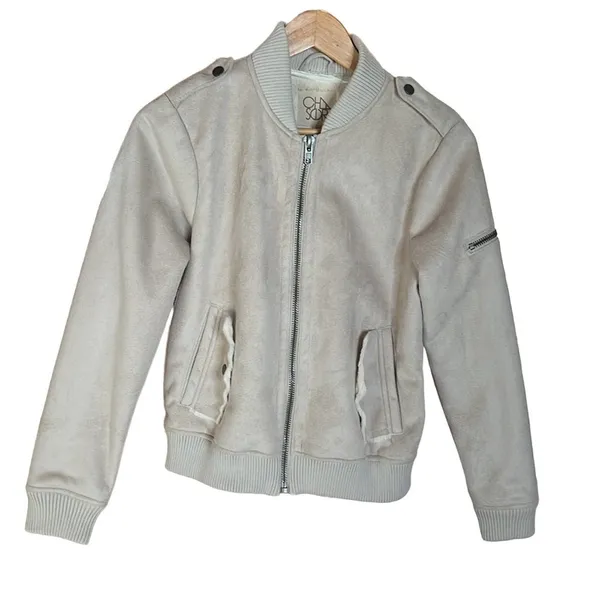 NWOT Chaser Faux Suede Faux Fur Lined Bomber Jacket Cream Size XS - Image 4