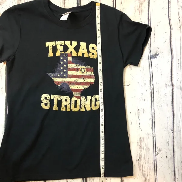 Gildan Texas Strong graphic tee T-Shirt Women’s Patriotic T-Shirt USA Flag Texas Pride - Image 7
