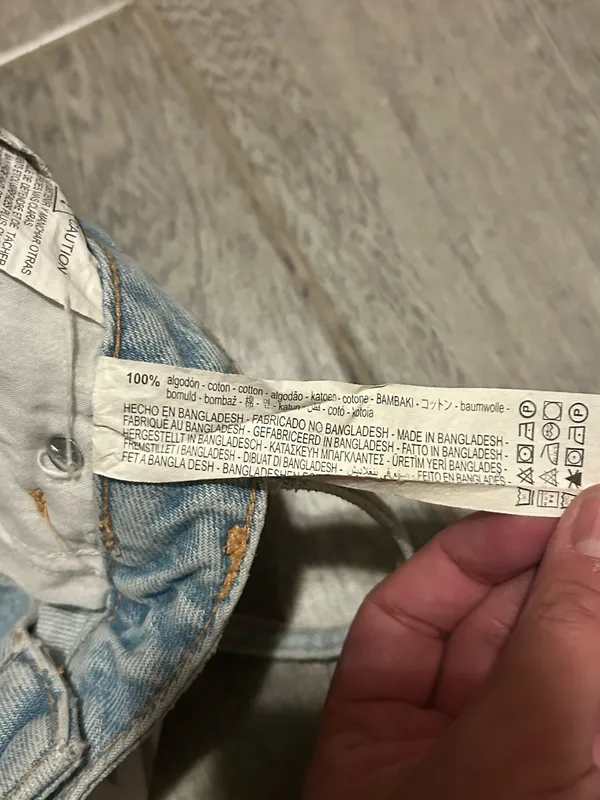 ZARA Light Wash Denim crop top - size small - Image 7