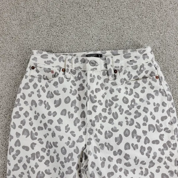Abercrombie & Fitch Womens Mom Jeans 2 White Gray Leopard Raw Hem Slim Fit Denim - Image 3