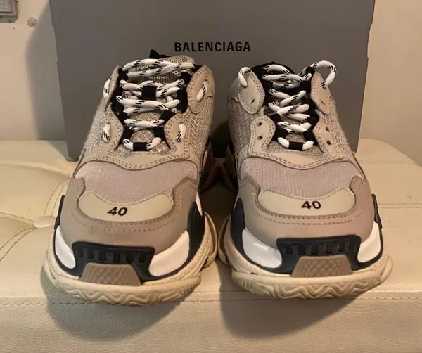 Balenciaga 100% Authentic  Triple S Sneakers - Image 11