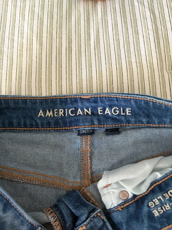 American Eagle Jeans - Image 5