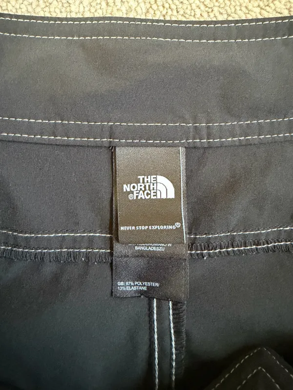 The North Face Women’s Black Board Shorts – Size 6 - Image 5