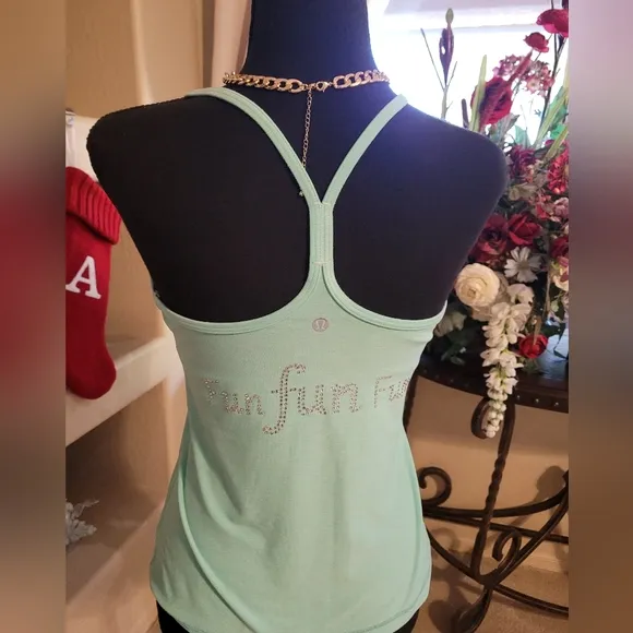 Lululemon tank top - Image 2