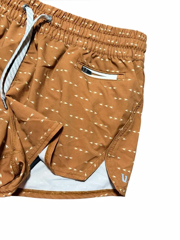 Vuori Clementine 2.0 Shorts Small 2” Women’s Brown Arrows Running Drawstring - Image 3