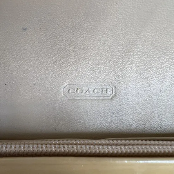 Coach Kristin Envelope Yellow Patent Leather‎ Flap Wallet Clutch ID Checkbook - Image 8