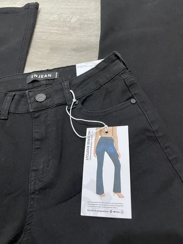 Black High Rise Bootcut Jeans. Size 27 - Image 5