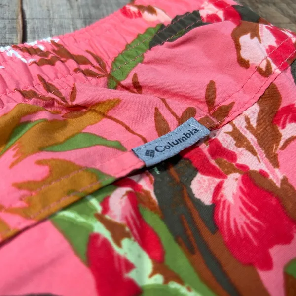 Columbia Women's XL Bogata Bay Stretch Printed Shorts Pink Tropical Floral 5" - Image 5