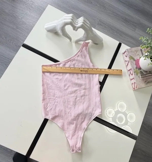 SKIMS Fits Everybody One Shoulder Bodysuit in Petal - Size S/M - Image 5