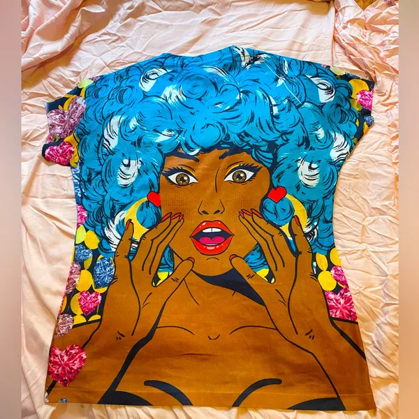 Colorful Retro Tee Size XL Blue - Image 3