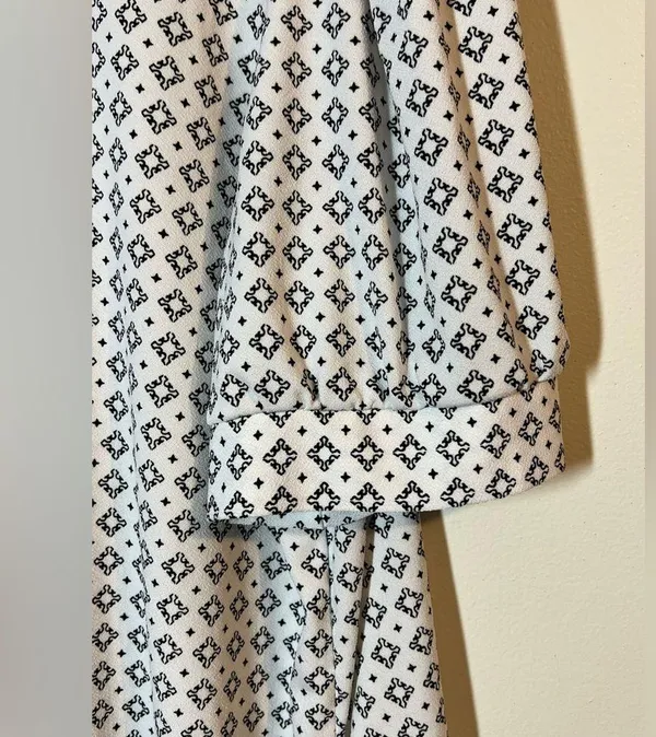 Adrianna Papell Shirt, sz XL - Image 4