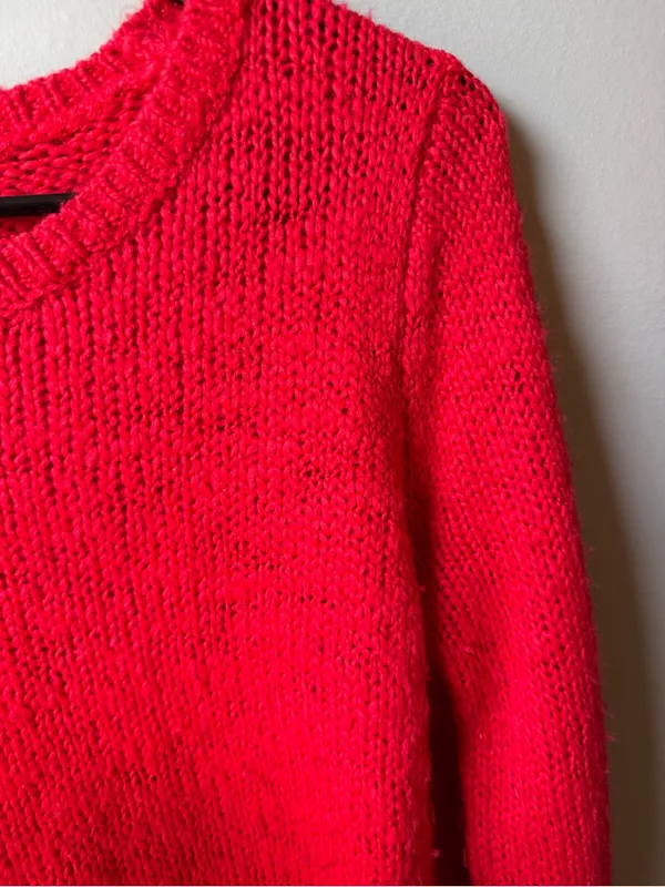 Abercrombie & Fitch Red Knit High Low Sweater Size Medium - Image 2