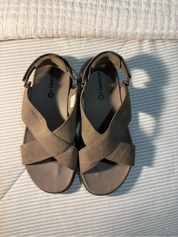 Merrell Around Town Sunvue Strap sandals Size 7 - Image 2