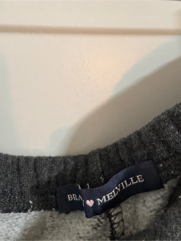 Brandy Melville Dark Grey Jogger Sweatpants with Cream Drawstring - Image 2