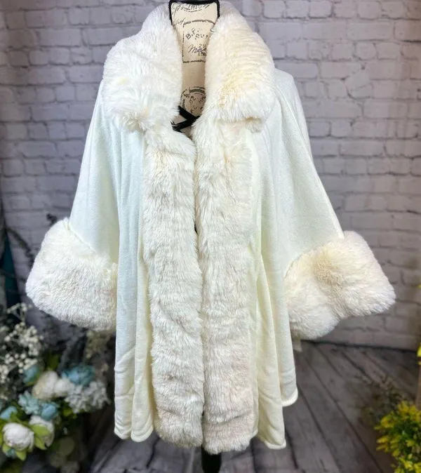 Stunning Soft, Faux Rabbit Fur Collar and Lapels, Cape - White - one size - Image 3