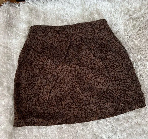 Leopard print corduroy skirt Size M - Image 2