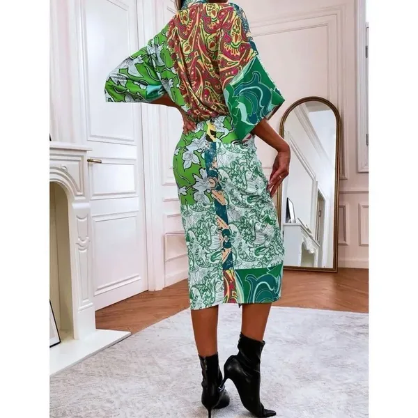 ✨Classy Floral & Paisley Print V Neck Batwing Sleeve Dress✨ - Image 4