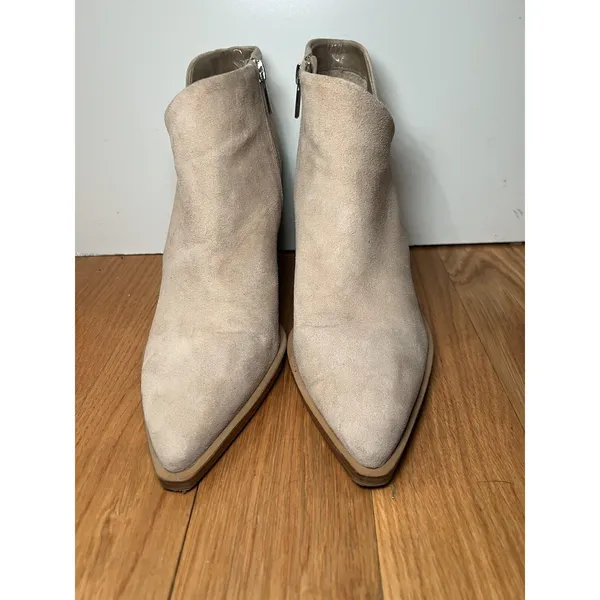 Vince Camuto Boots Womens Size 9 Beige Suede Ankle Block Heel Booties VC-GRENDAN - Image 2