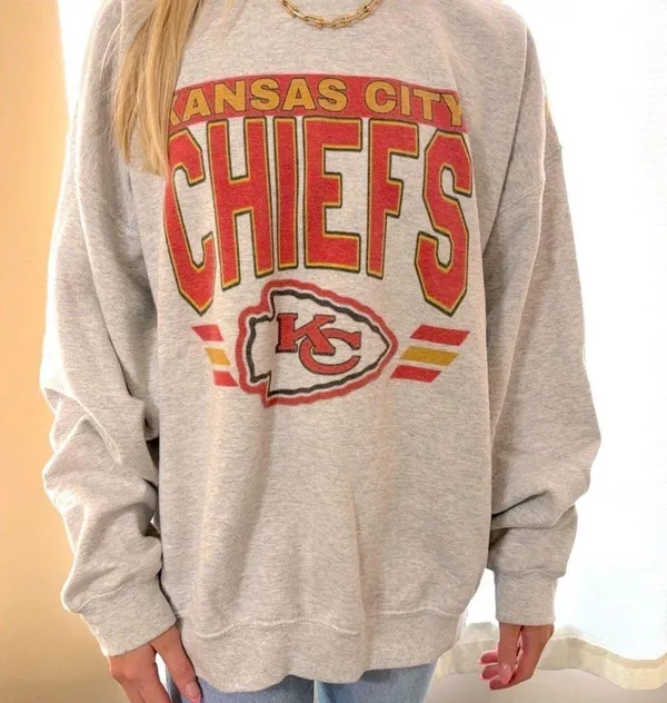 Boutique New /  KC Chiefs Sweatshirt - Image 8