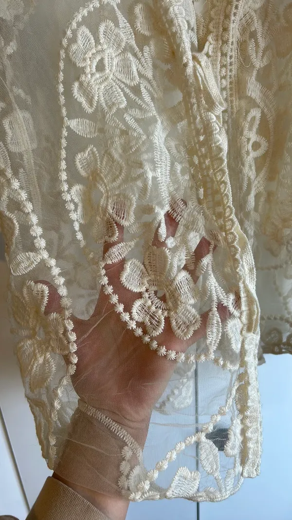 Lace Shawl Tan Size M - Image 8