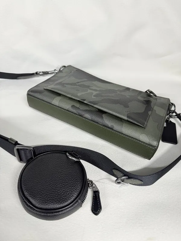 Coach Holden Crossbody With Camo Print c9972 - Image 3