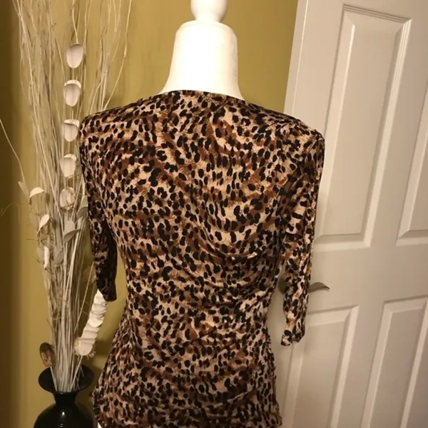 2 for $15 Women’s Worthington top Size MP - Image 5
